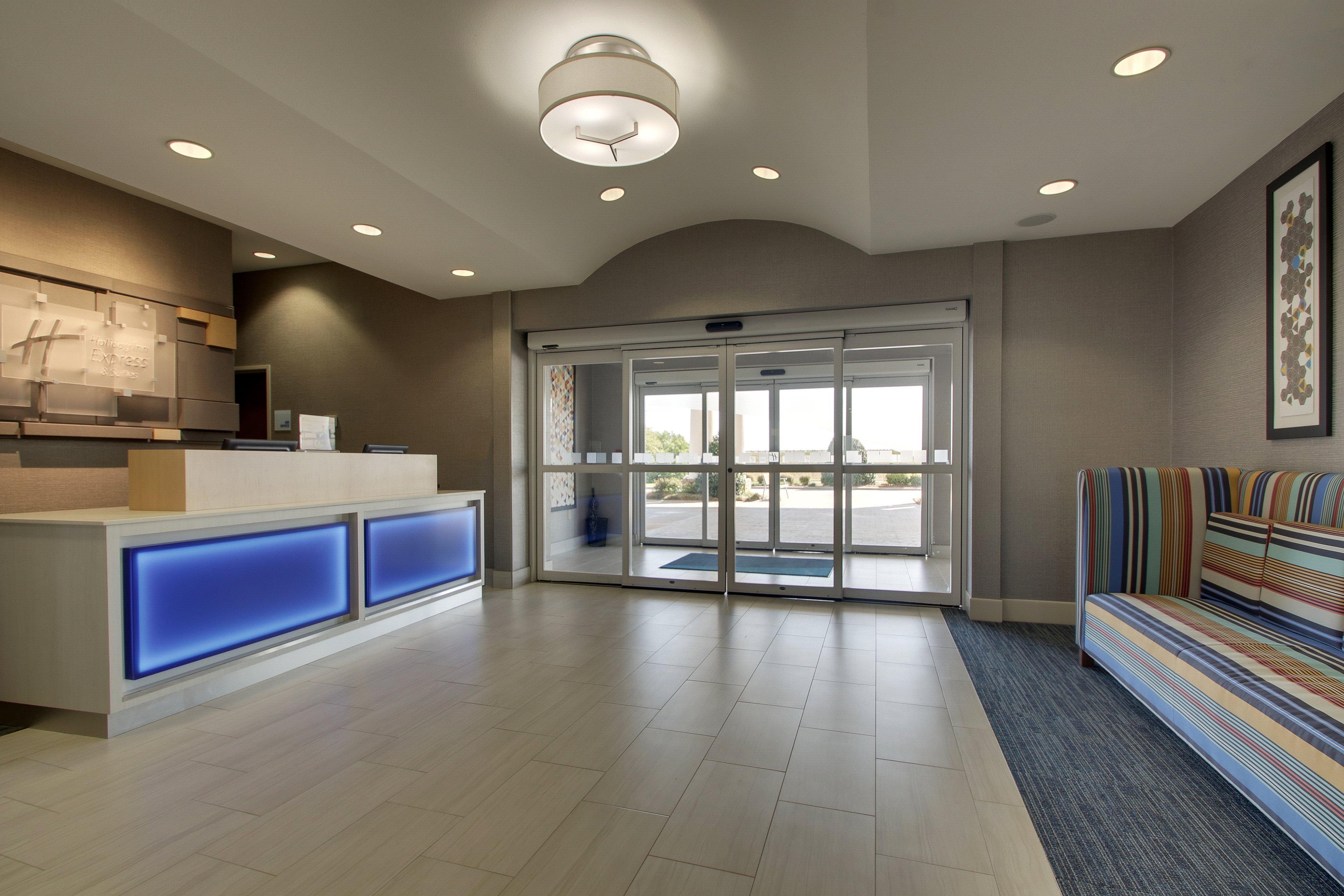 Holiday Inn Express Vernon College Area Highway 287 By Ihg Екстер'єр фото